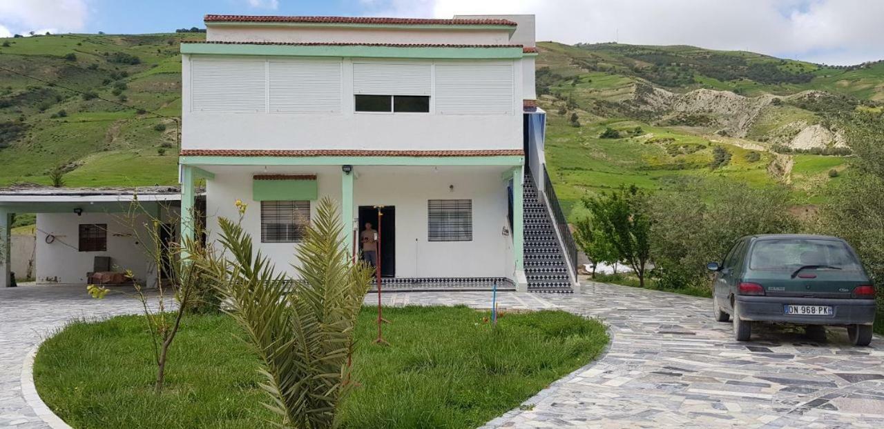 Belle Maison Au Coeur Des Montagnes De Taza A Moins De 10 Minutes De L'Agora Park Villa Luaran gambar